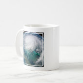 Mug Vue De L'Ouragan Dorian. (Devant gauche)