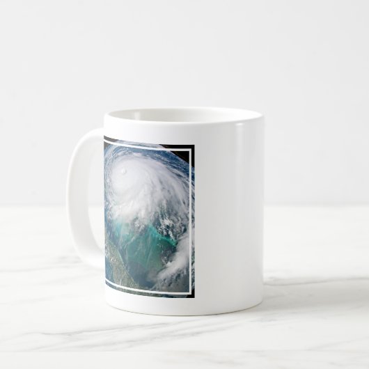 Mug Vue De L'Ouragan Dorian. (Devant gauche)