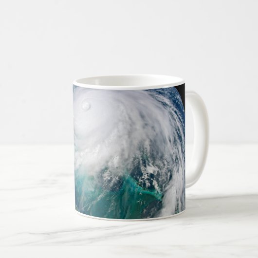 Mug Vue De L'Ouragan Dorian. (Devant droit)