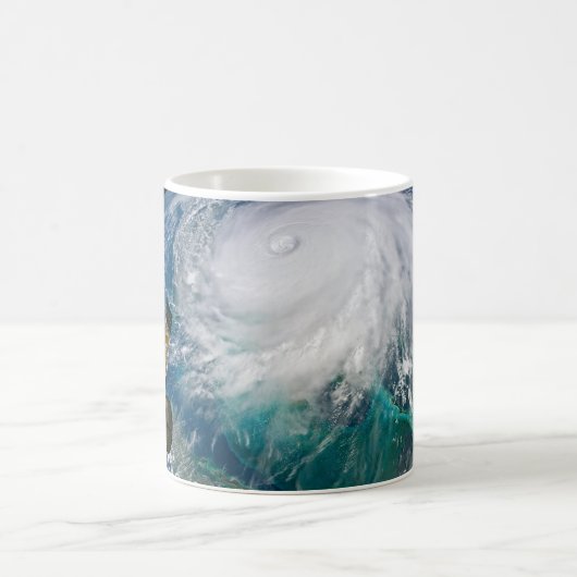 Mug Vue De L'Ouragan Dorian. (Centre)