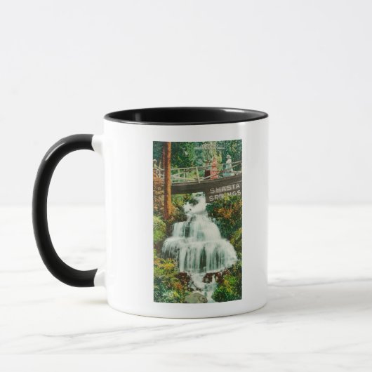 Mug Vue de Lower FallsShasta Springs, CA (Gauche)