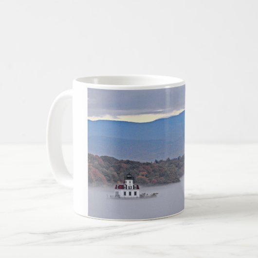 Mug Vue de phare de pré d'Esopus dans le brouillard (Devant gauche)