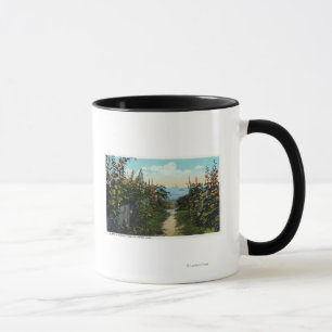 Mug Vue de ruelle de rose trémière du port