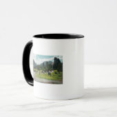 Mug Vue des invités sur une promenade dans le jardin (Devant gauche)