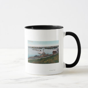 Mug Vue des navires dans le DockSt. Michael, AK