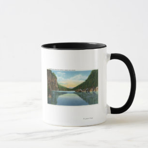 Mug Vue du lac Colden depuis le lac Avalanche