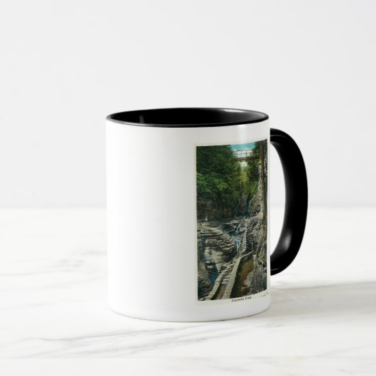 Mug Vue d'un pont suspendu (Devant droit)