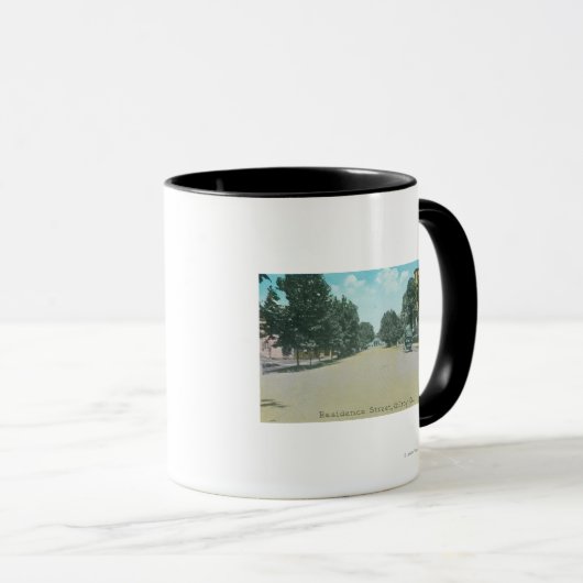 Mug Vue d'une rue de résidenceGilroy, CA (Devant droit)
