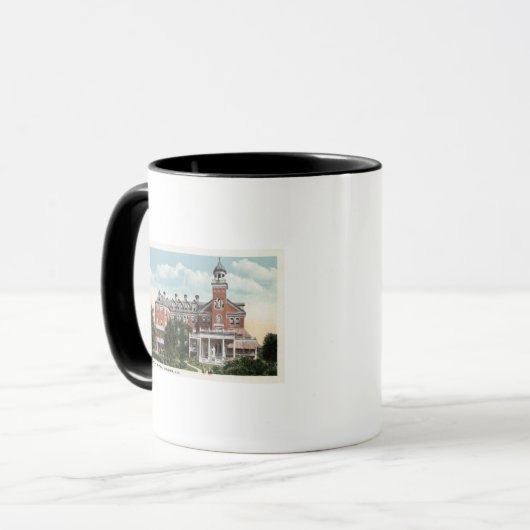 Mug Vue extérieure de l'hôpital St. Vincent (Devant gauche)