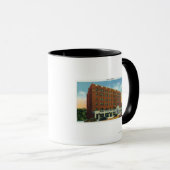 Mug Vue extérieure de l'hôtel Saranac (Devant droit)