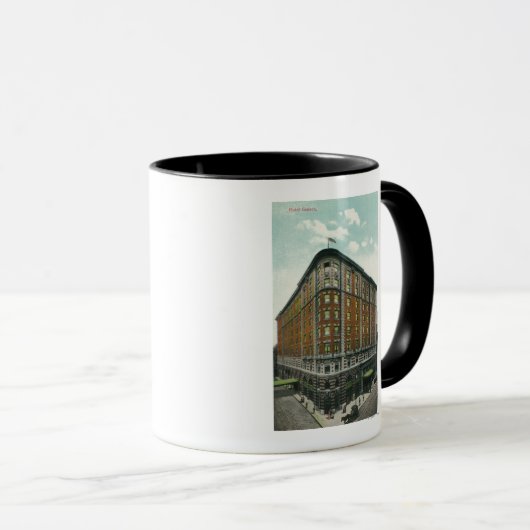 Mug Vue extérieure de l'hôtel Seneca (Devant droit)