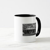 Mug Vue extérieure de Redwood Inn (Devant droit)