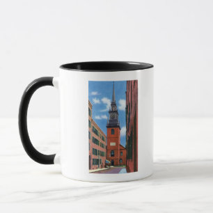 Mug Vue extérieure de vieille église du nord
