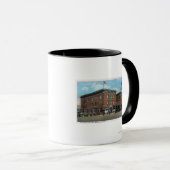 Mug Vue extérieure du New Wenatchee Hotel (Devant droit)