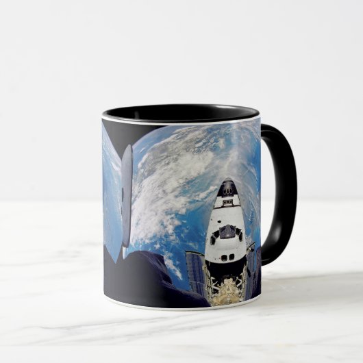 Mug Vue Fish Eye de la navette spatiale Atlantis en or (Devant droit)