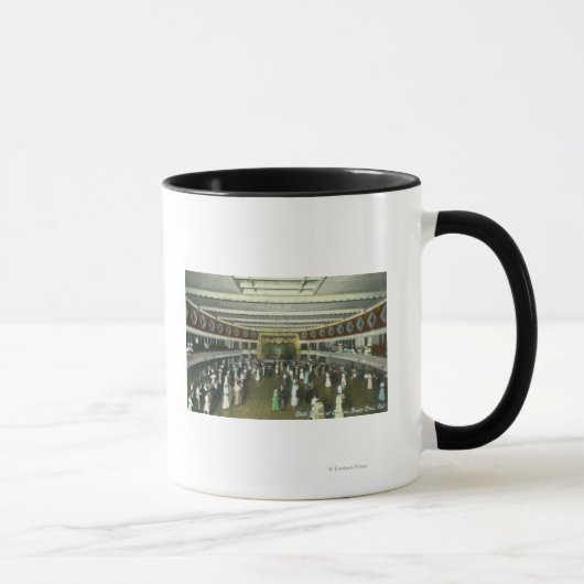 Mug Vue intérieure de la salle de bal du Casino (Droite)