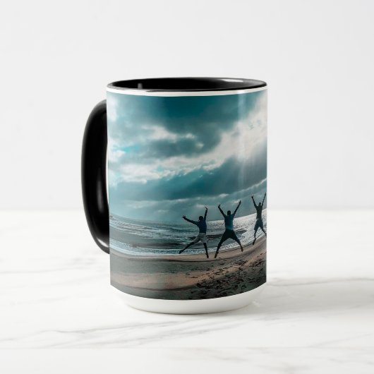 Mug Vue personnalisée sur la plage Ocean Café de scène (Devant gauche)