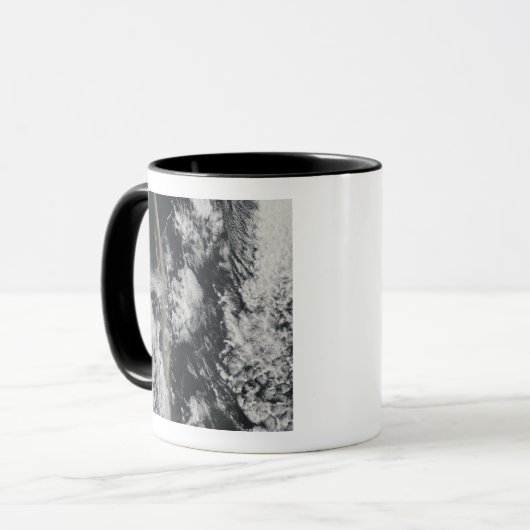 Mug Vue satellite d'un panache de cendres (Devant gauche)