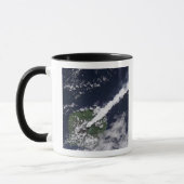 Mug Vue satellite d'un panache épais et riche en vapeu (Gauche)