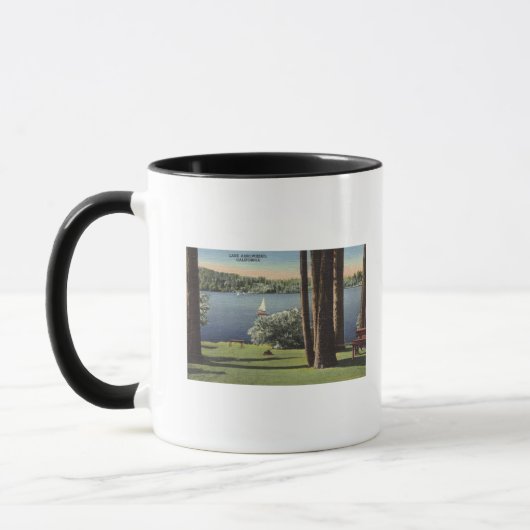 Mug Vue sur Grassy Shore & Lake (Gauche)