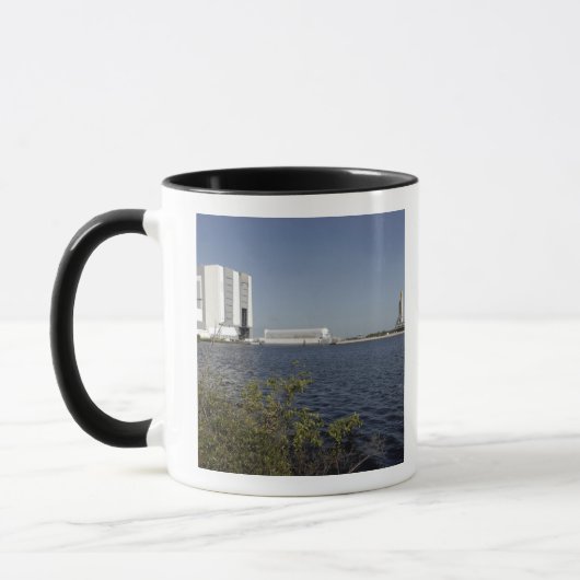 Mug Vue sur le bassin, navette spatiale Atlantis (Gauche)