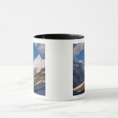 Mug Vue sur le mont Jichu Drake, Bhoutan. (Centre)