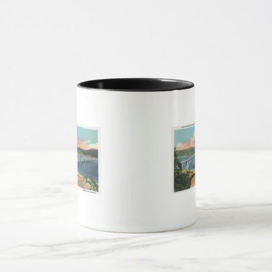 Mug Vue sur le pont d'Alsea Bay (Centre)