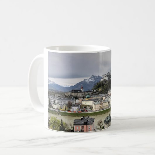 Mug Vue sur Salzbourg Autriche (Devant gauche)
