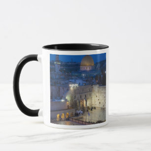 Mug Vue sur Western Wall Plaza, en fin de soirée