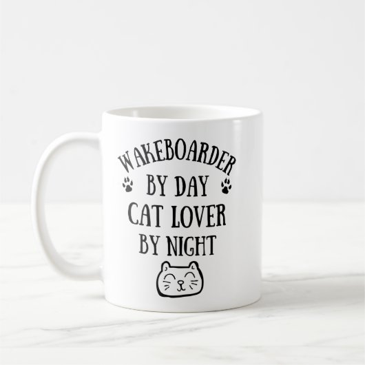 Mug Wakeboarder de jour. Amoureux des chats de nuit (Gauche)
