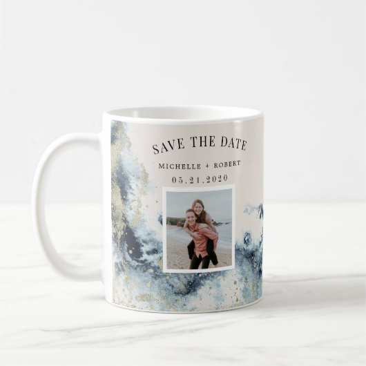 Mug Watercolor Waves Coastal Enregistrer La Date Photo (Gauche)