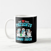 Mug We Love Our Patients Snow Much Funny Snowman Chris (Gauche)