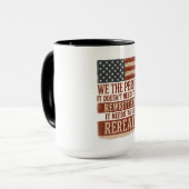 Mug We the People Reread Flag Quote (Devant gauche)