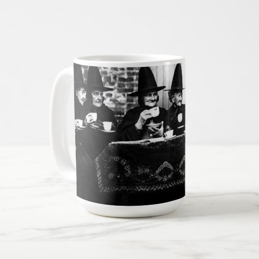 Mug Welsh Witches (Devant gauche)