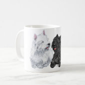 Mug Westie avec un Terrier noir du Caire (Devant gauche)