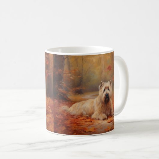 Mug Wheaten Terrier dans les feuilles d'automne automn (Devant droit)
