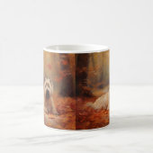 Mug Wheaten Terrier dans les feuilles d'automne automn (Centre)