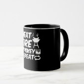 Mug Whiskey de feu de viande Répétition | Drôle de dir (Devant droit)