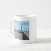 Mug Whitby dans le North Yorkshire, Angleterre. (Devant gauche)