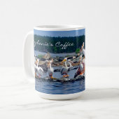 Mug White Pelicans Party sur le lac Personnalisé (Devant gauche)