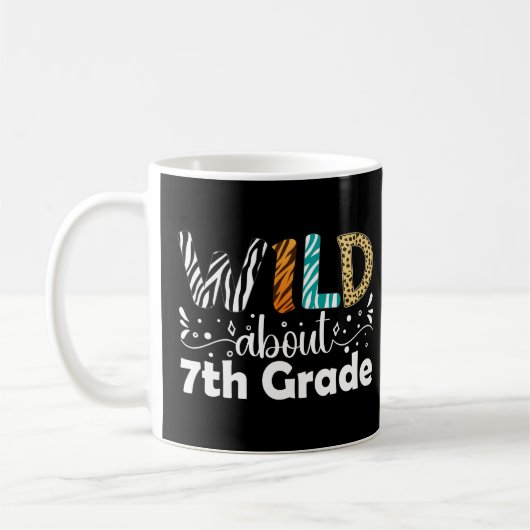 Mug Wild À propos de 7e année drôle Retour à l'école (Gauche)