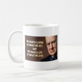 Mug Winston Churchill nous faisons une vie (Gauche)