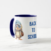 Mug Wise Owl avec sac à dos bleu, casquettes et lunett (Devant gauche)