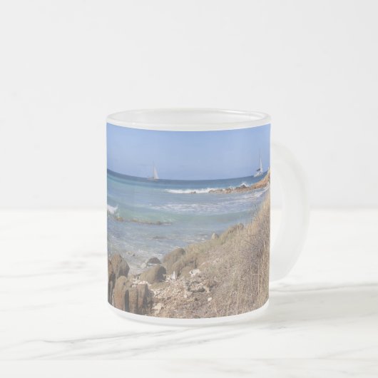 Mug with Beach Image à Antigua (Devant droit)