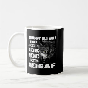 Mug Wolf Grumpy Old Wolf Coincé entre IDK IDC et IDG