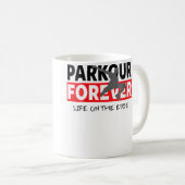 Mug Womens Freerunner - Freerunning - Traceur - Parkou (Devant droit)