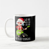 Mug Womens We Are Not Old We Are Recycled Teenagers Ch (Gauche)
