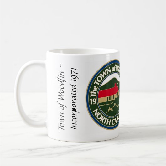 Mug Woodfin- juste au-dessus d'Asheville, droite (Gauche)