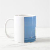 Mug Yachts sur les mouillages (Gauche)