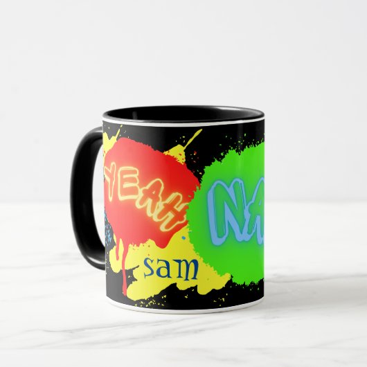 MUG YEAH NAH NEW ZEALAND KIWI SLANG COLORÉ GRAFFITI (Devant gauche)